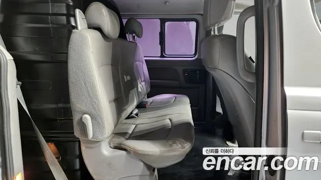 Hyundai Starex 2016 — фото 17