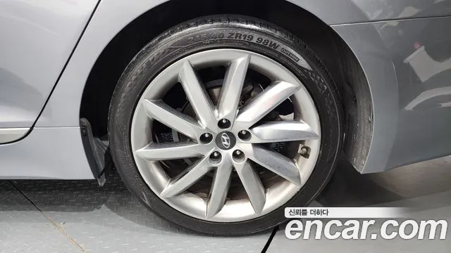 Hyundai Aslan 2015 — фото 7