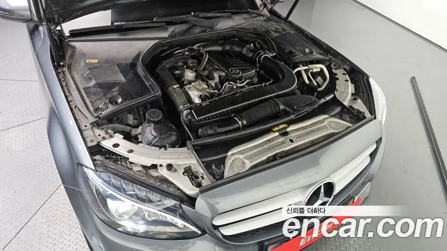 Mercedes-Benz C-Class 2017 — фото 6
