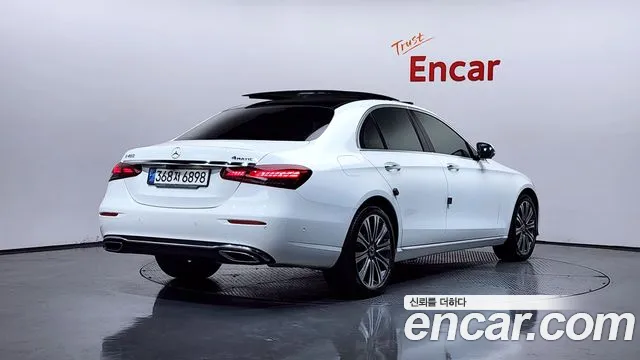 Mercedes-Benz E-Class 2021 — фото 1