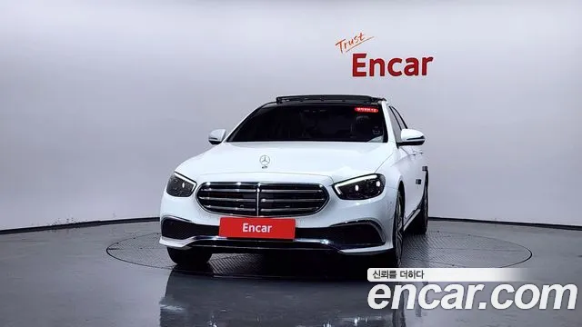 Mercedes-Benz E-Class 2021 — фото 2