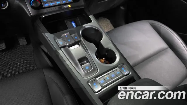 Hyundai Kona 2020 — фото 12