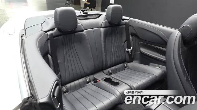 Mercedes-Benz E-Class 2018 — фото 18