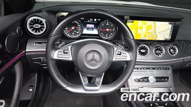 Mercedes-Benz E-Class 2018 — фото 19