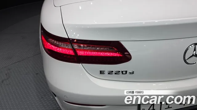 Mercedes-Benz E-Class 2018 — фото 9