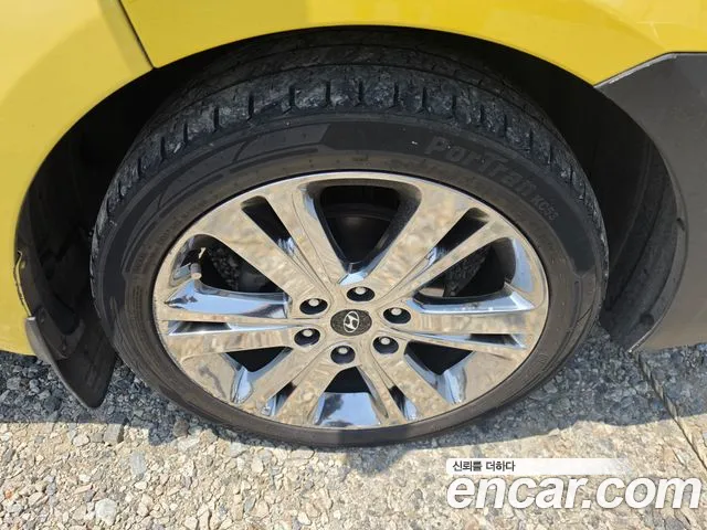 Hyundai Solati 2018 — фото 10