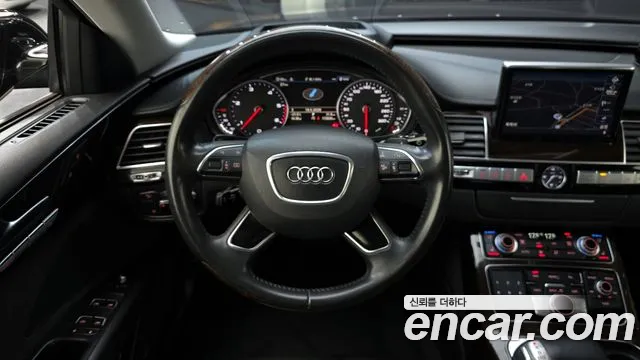 Audi A8 2015 — фото 13