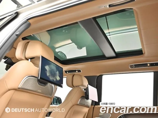 Land Rover Range Rover 2023 — фото 18