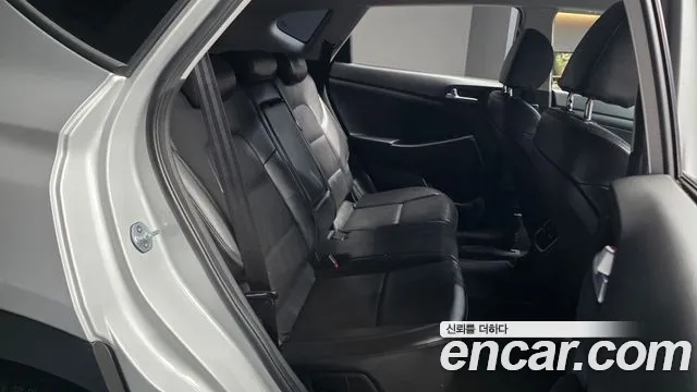 Hyundai Tucson 2019 — фото 12