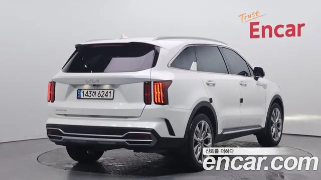 Kia Sorento 2023 — фото 2