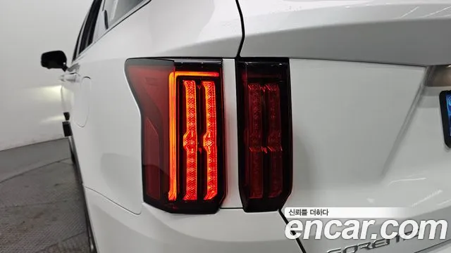 Kia Sorento 2023 — фото 9