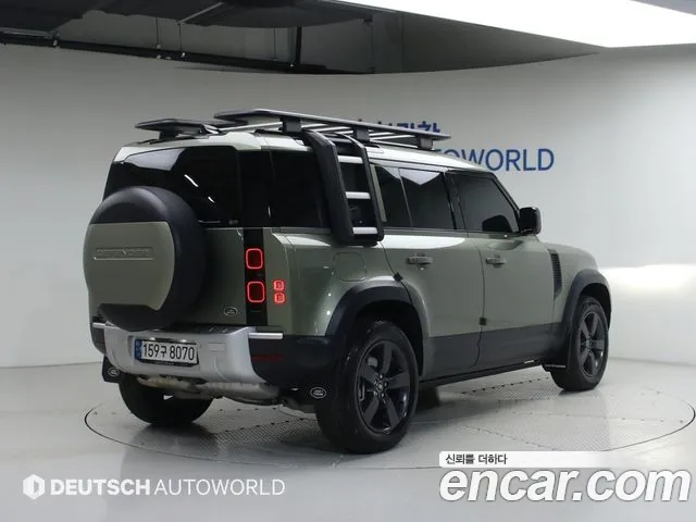 Land Rover Defender 2022 — фото 2