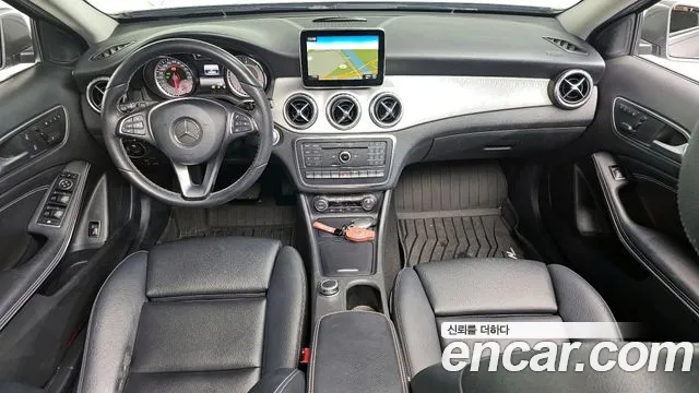 Mercedes-Benz GLA-Class 2016 — фото 7