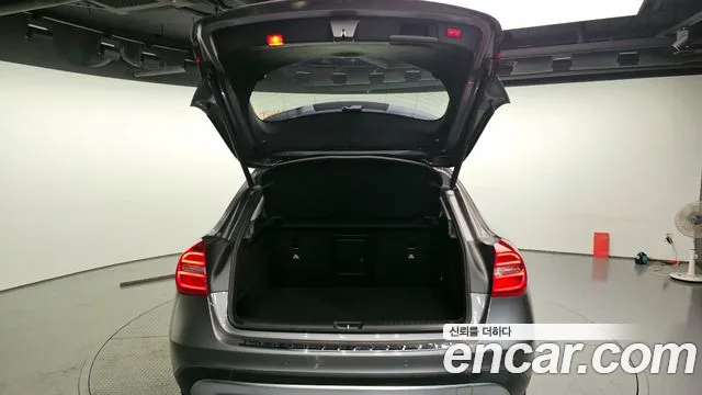 Mercedes-Benz GLA-Class 2016 — фото 20
