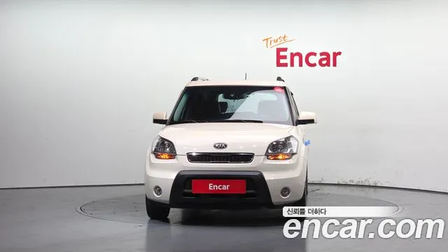 Kia Soul 2010 — фото 3