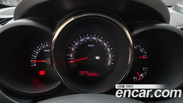 Kia Soul 2010 — фото 8