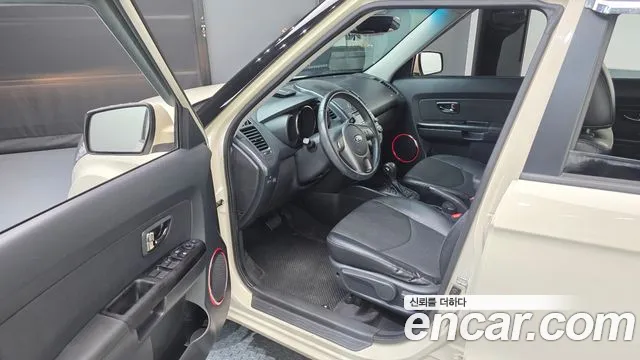 Kia Soul 2010 — фото 10