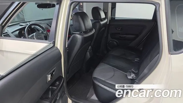 Kia Soul 2010 — фото 11