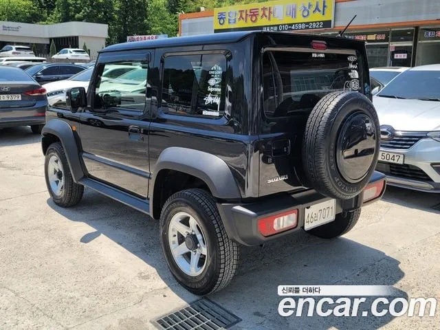 Suzuki Jimny 2023 — фото 2