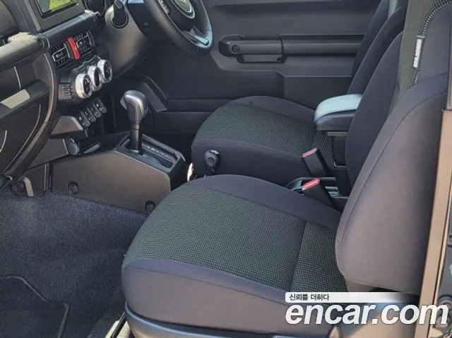 Suzuki Jimny 2023 — фото 10