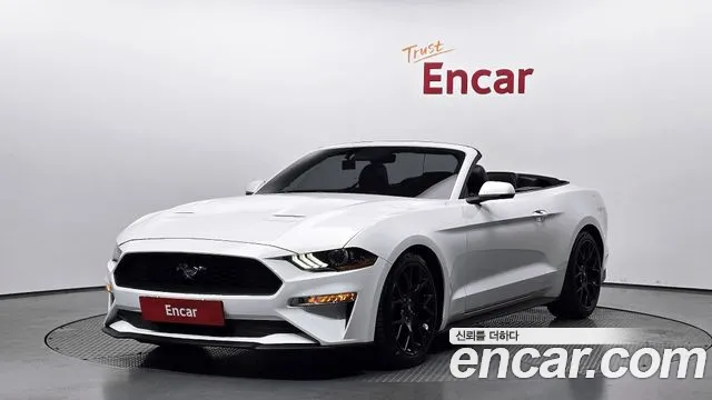 Ford Mustang 2018 — фото 1