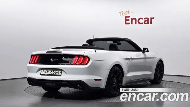 Ford Mustang 2018 — фото 2