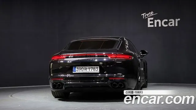 Porsche Panamera 2020 — фото 4