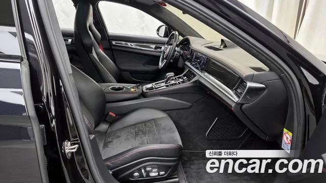 Porsche Panamera 2020 — фото 11