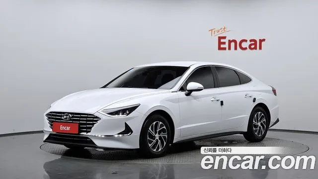 Hyundai Sonata 2023 — фото 1