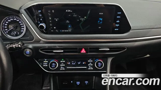 Hyundai Sonata 2023 — фото 20