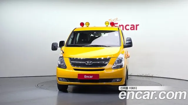 Hyundai Starex 2015 — фото 3