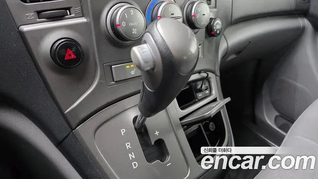 Hyundai Starex 2015 — фото 9