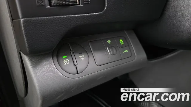 Hyundai Starex 2015 — фото 15