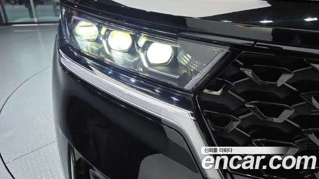 Kia Sorento 2023 — фото 8