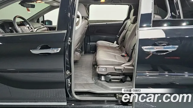 Honda Odyssey 2023 — фото 18