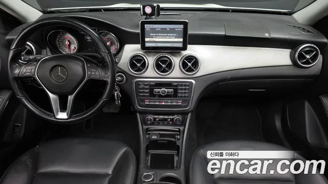 Mercedes-Benz GLA-Class 2015 — фото 7