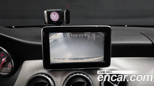 Mercedes-Benz GLA-Class 2015 — фото 16