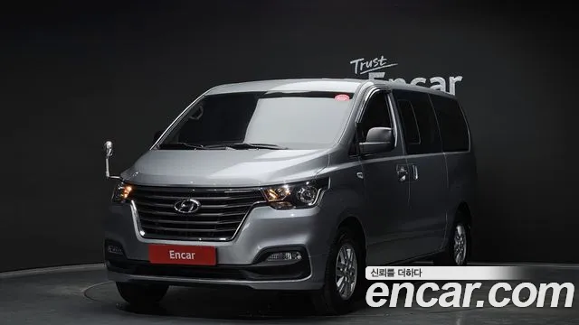 Hyundai Starex 2019 — фото 1