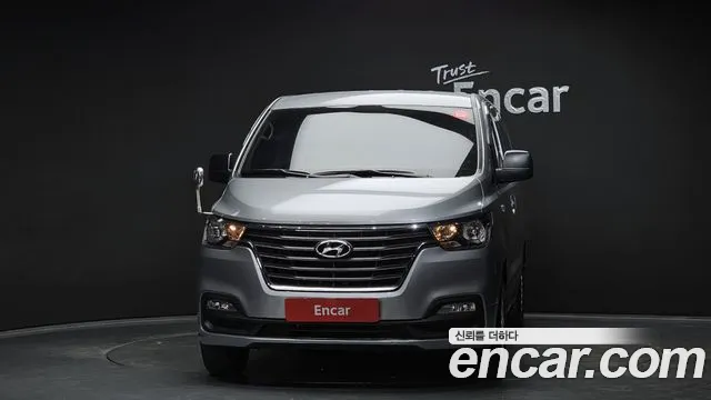 Hyundai Starex 2019 — фото 3