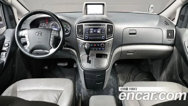 Hyundai Starex 2019 — фото 7