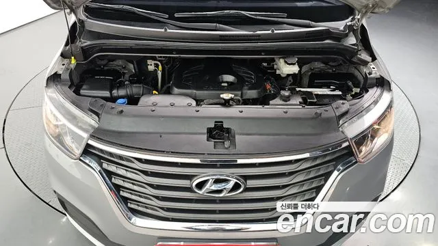 Hyundai Starex 2018 — фото 6