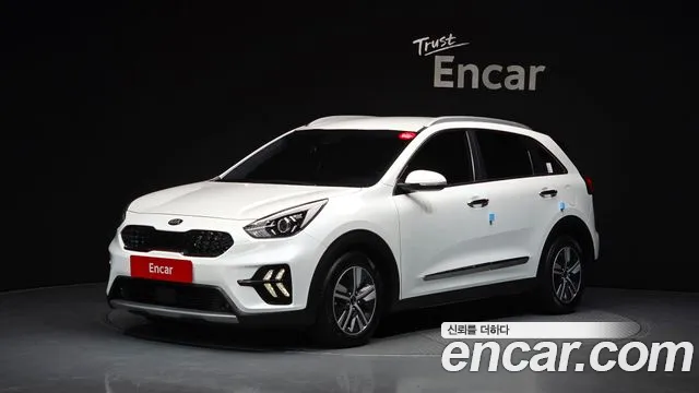 Kia Niro 2021 — фото 1
