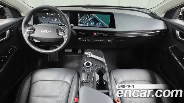 Kia EV6 2022 — фото 10