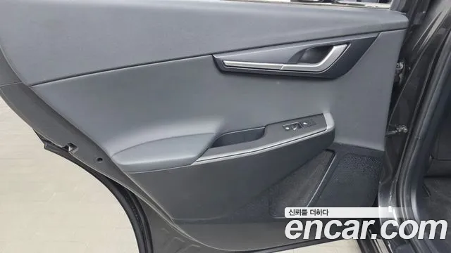 Kia EV6 2022 — фото 15