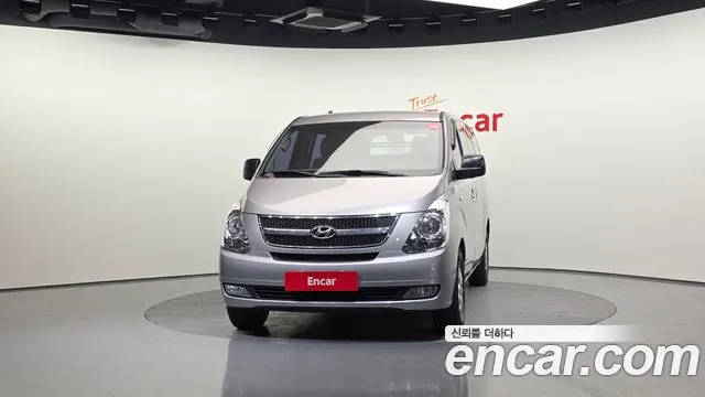 Hyundai Starex 2015 — фото 3