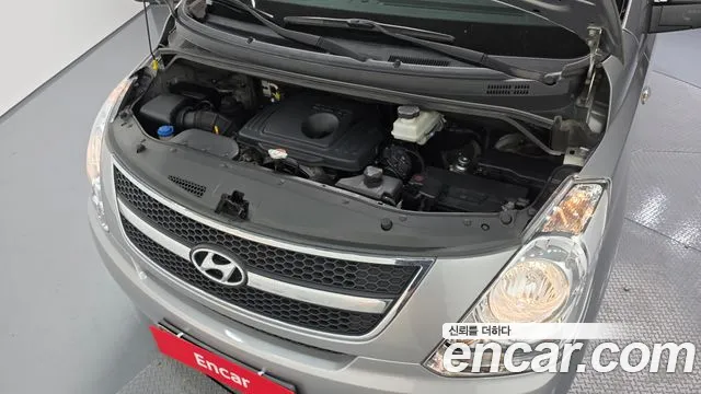 Hyundai Starex 2015 — фото 6