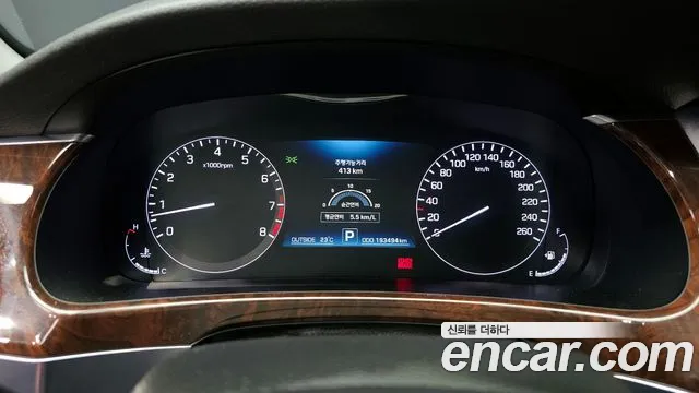 Hyundai Equus 2015 — фото 8