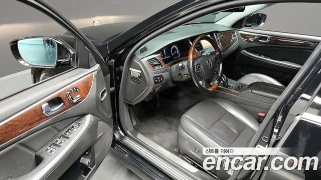 Hyundai Equus 2015 — фото 12