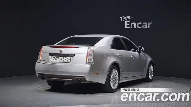 Cadillac CTS 2011 — фото 2