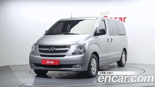 Hyundai Starex 2015 — фото 1